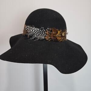 Lauren Ralph Lauren Women's Brimmed Hat Black Wool Feather Trim Medium